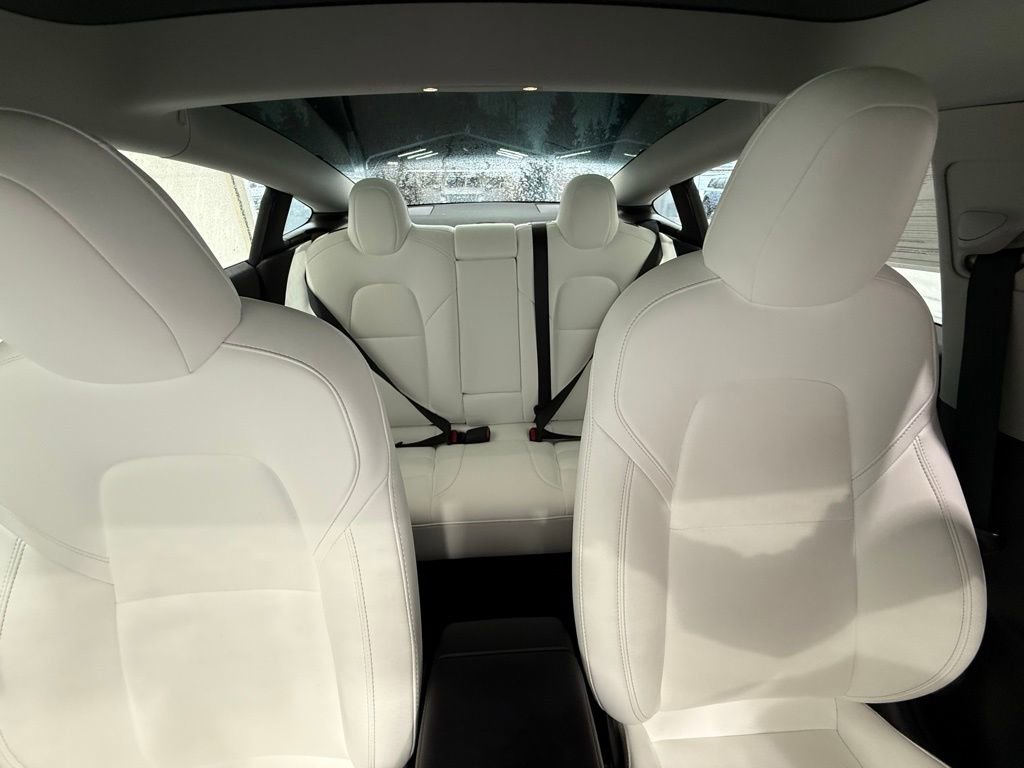 Used 2022 Tesla Model 3 Long Range image 29