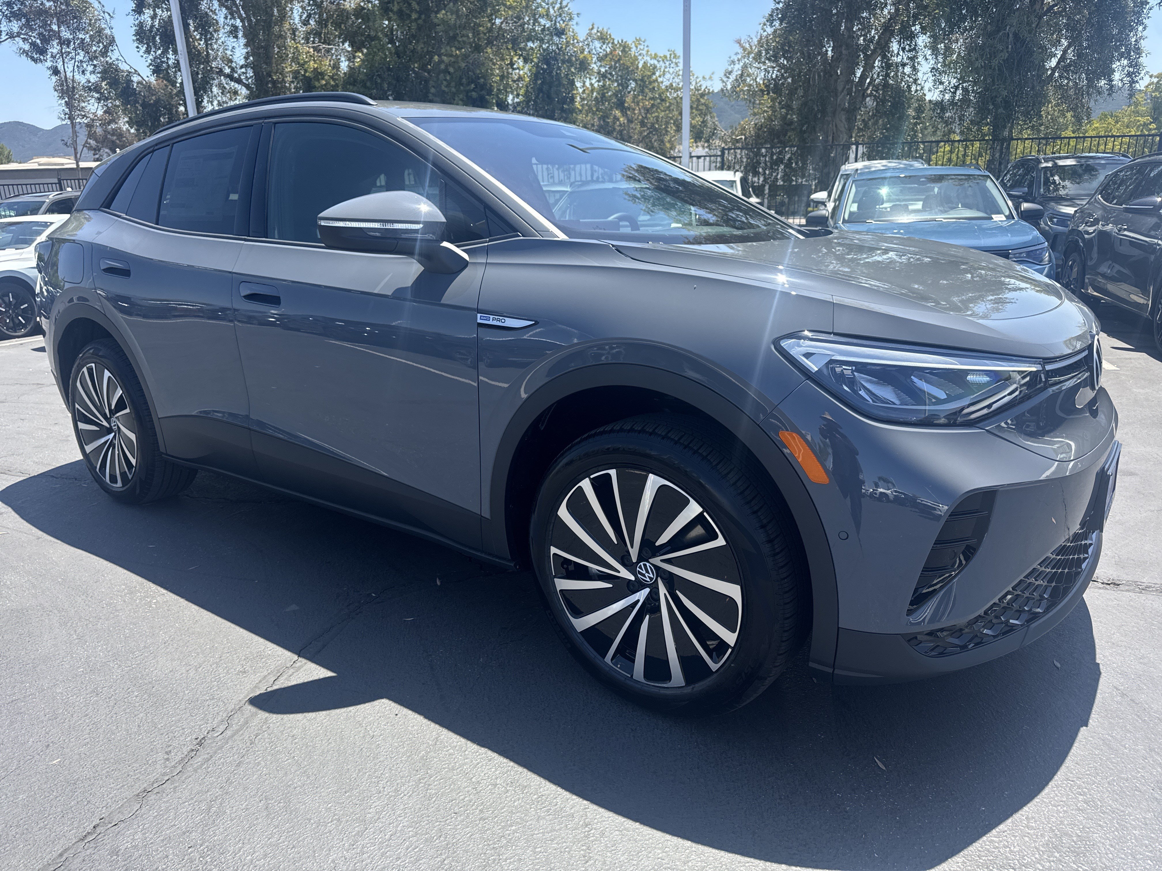 New 2026 Volkswagen ID.4 Pro AWD/4WD image 2