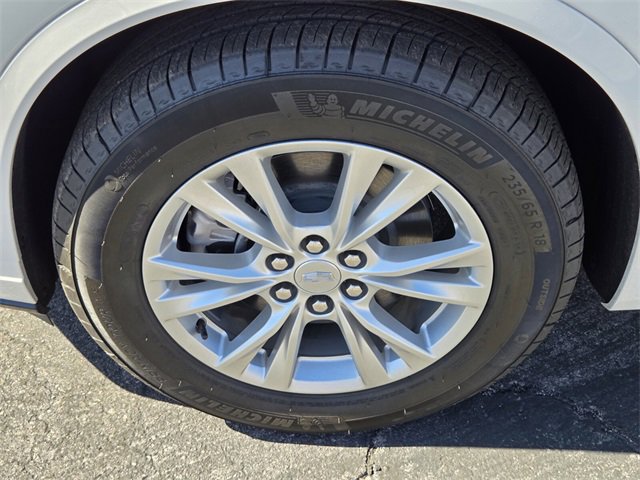 New 2025 Cadillac XT6 Luxury image 9