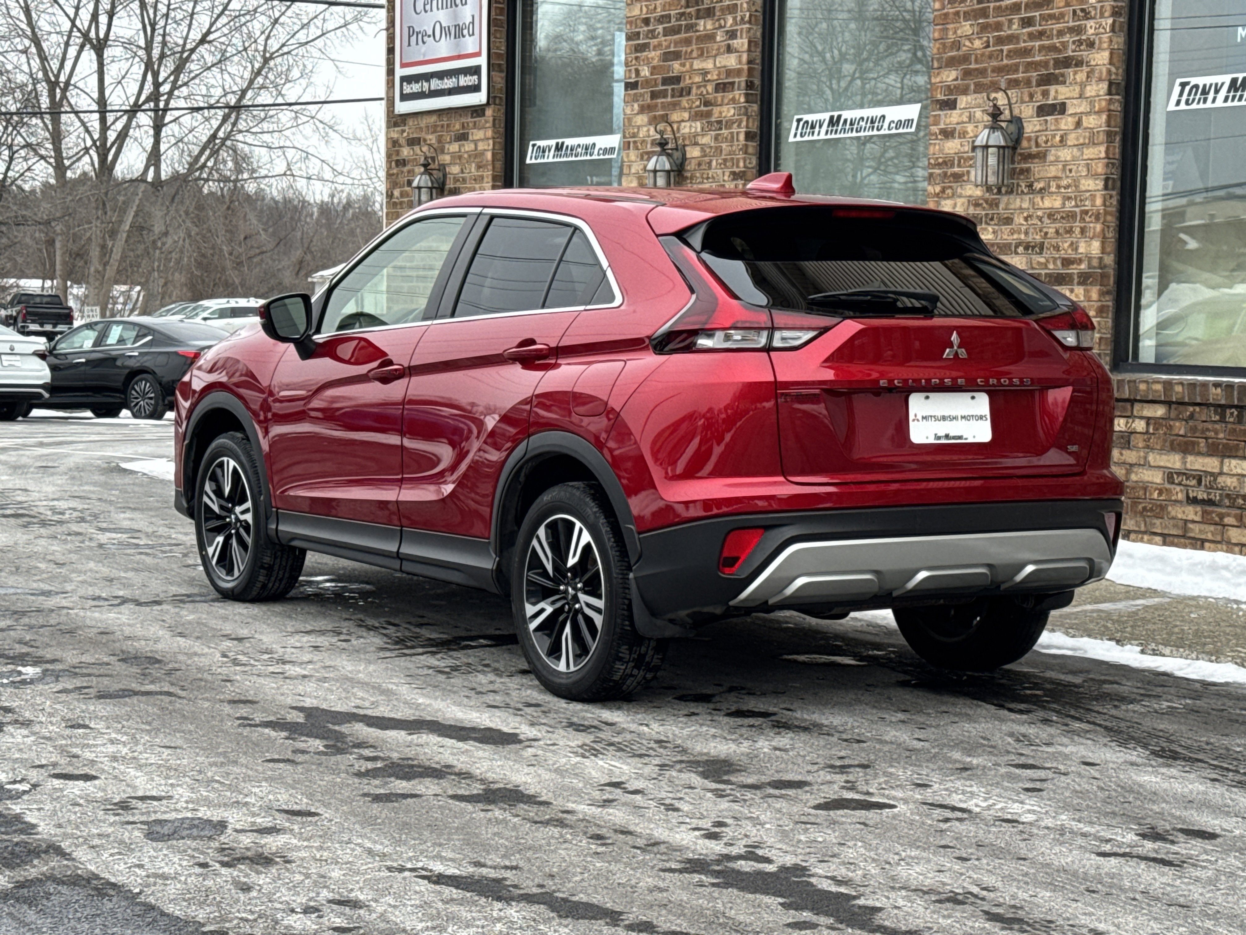 Used 2023 Mitsubishi Eclipse Cross SE image 3