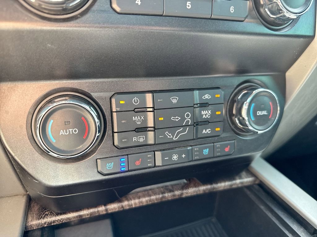 Used 2019 Ford F350 Lariat w/ Lariat Ultimate Package image 17
