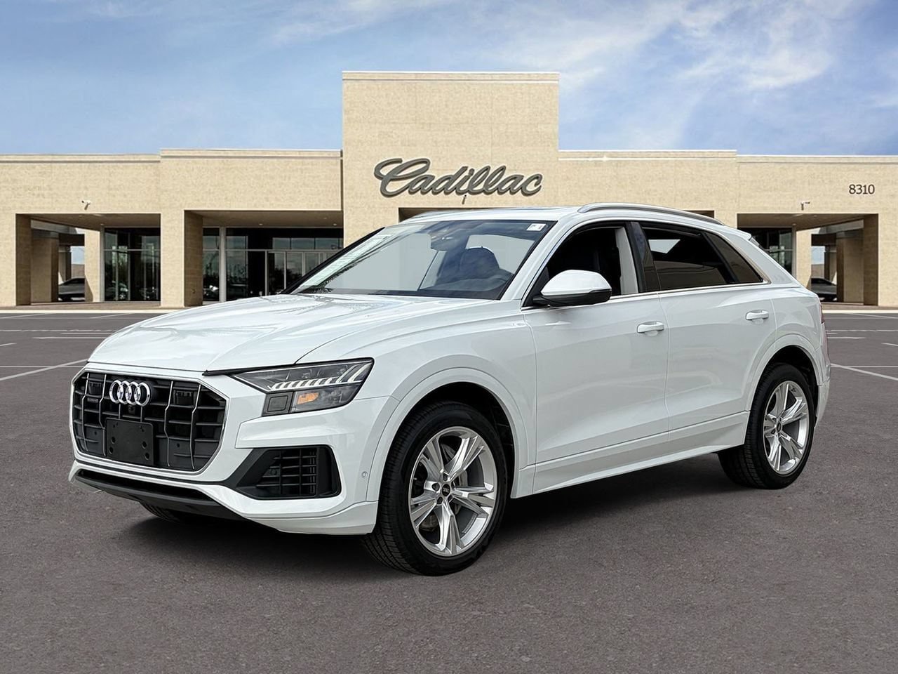 Used 2023 Audi Q8 Premium AWD/4WD image 33