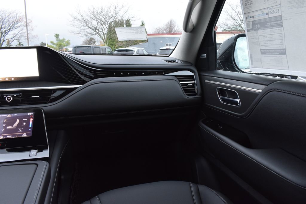 New 2026 INFINITI QX80 Pure w/ Cargo Package image 15