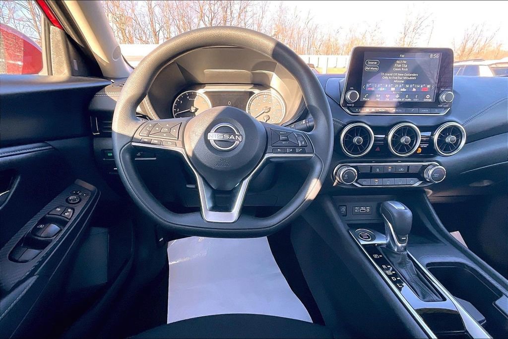 Used 2024 Nissan Sentra SV image 5