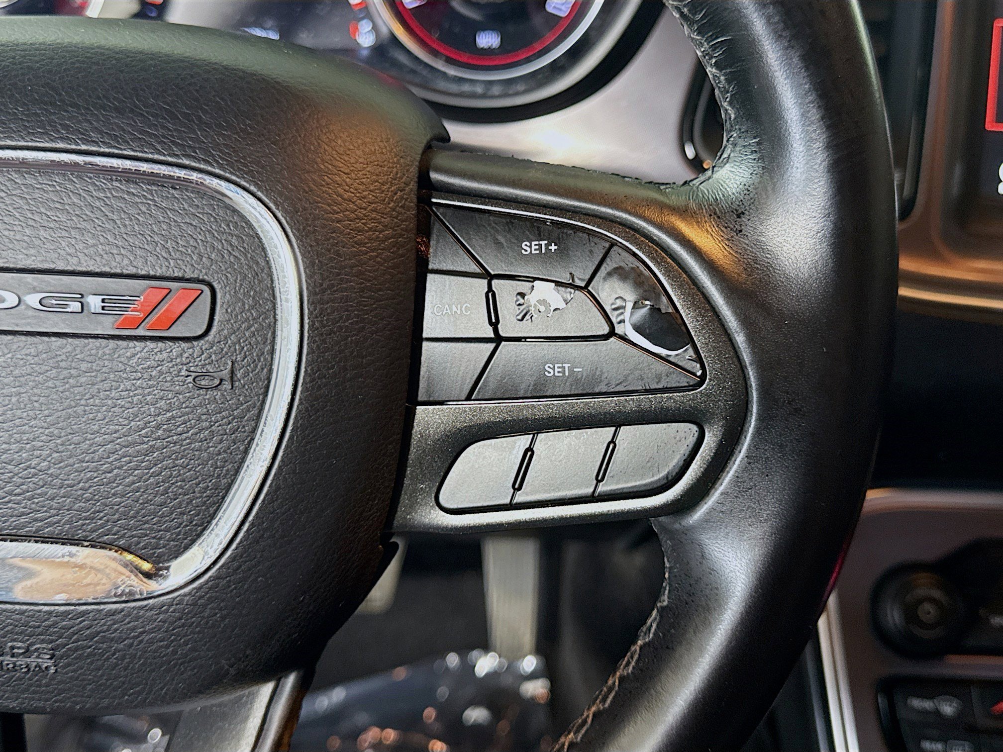 Used 2022 Dodge Challenger SXT image 15