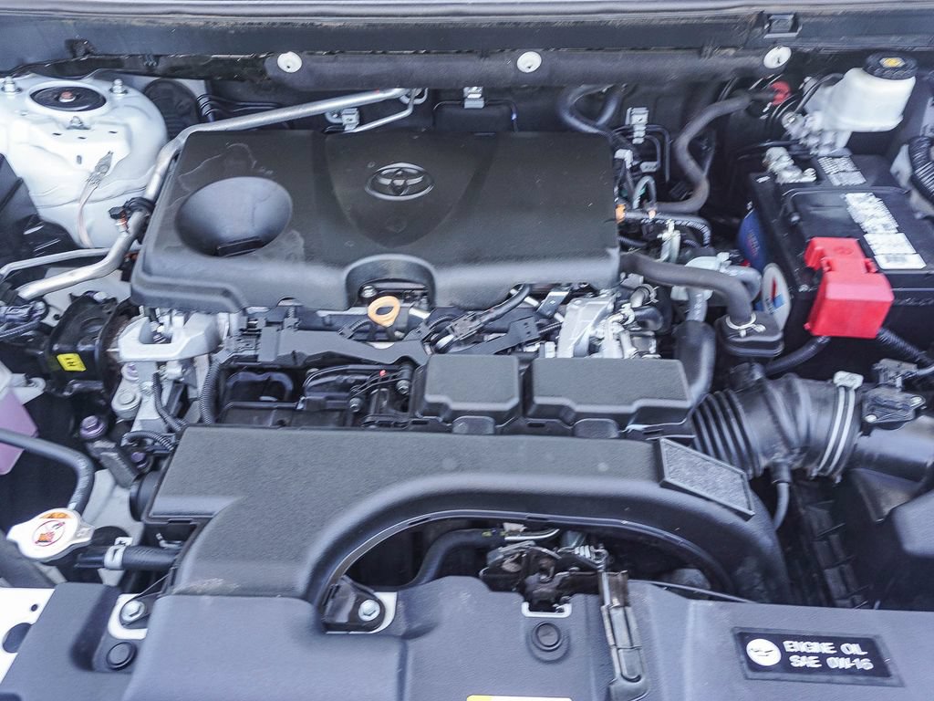 Used 2021 Toyota RAV4 LE FWD image 26