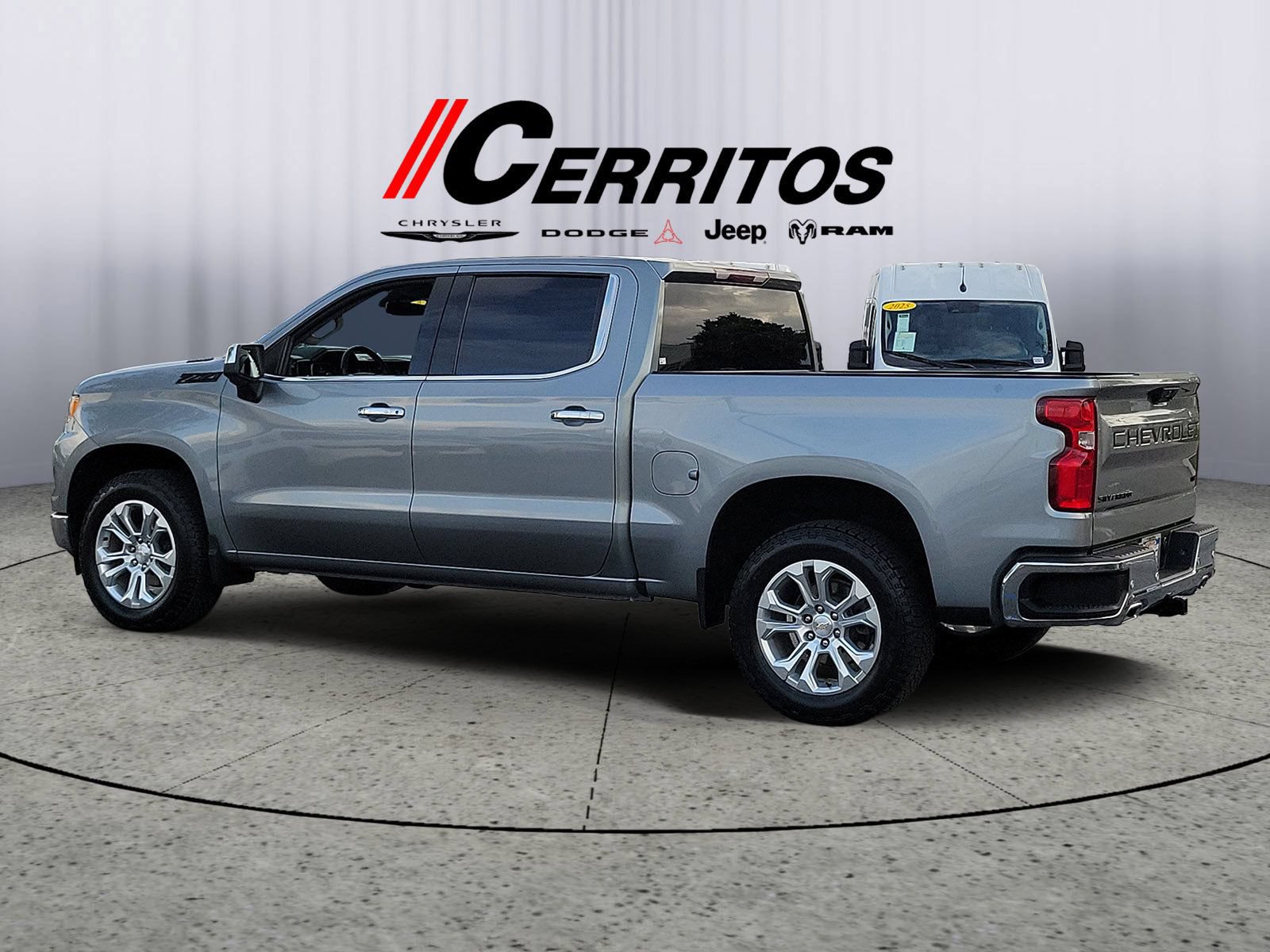 Used 2023 Chevrolet Silverado 1500 LTZ w/ Z71 Off-Road Package AWD/4WD image 2