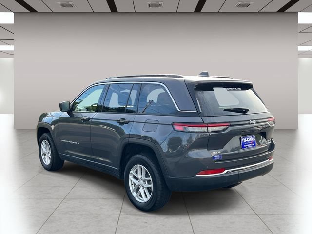 Used 2025 Jeep Grand Cherokee Laredo X AWD/4WD image 6