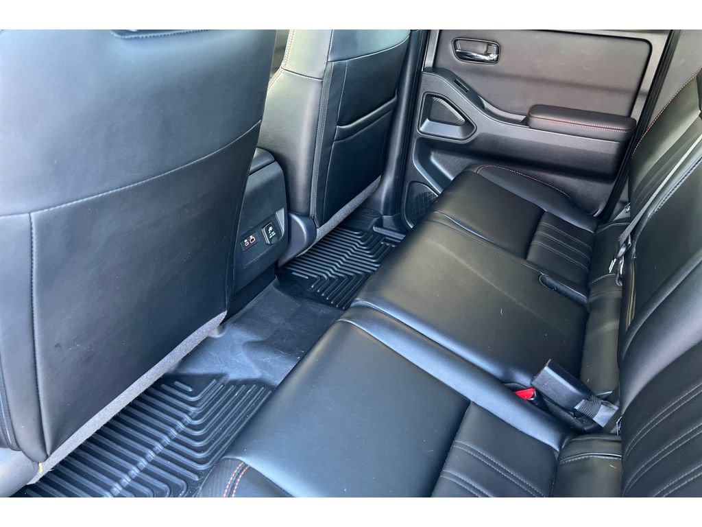 Used 2023 Nissan Frontier PRO-4X w/ Pro-4X Premium Package image 13