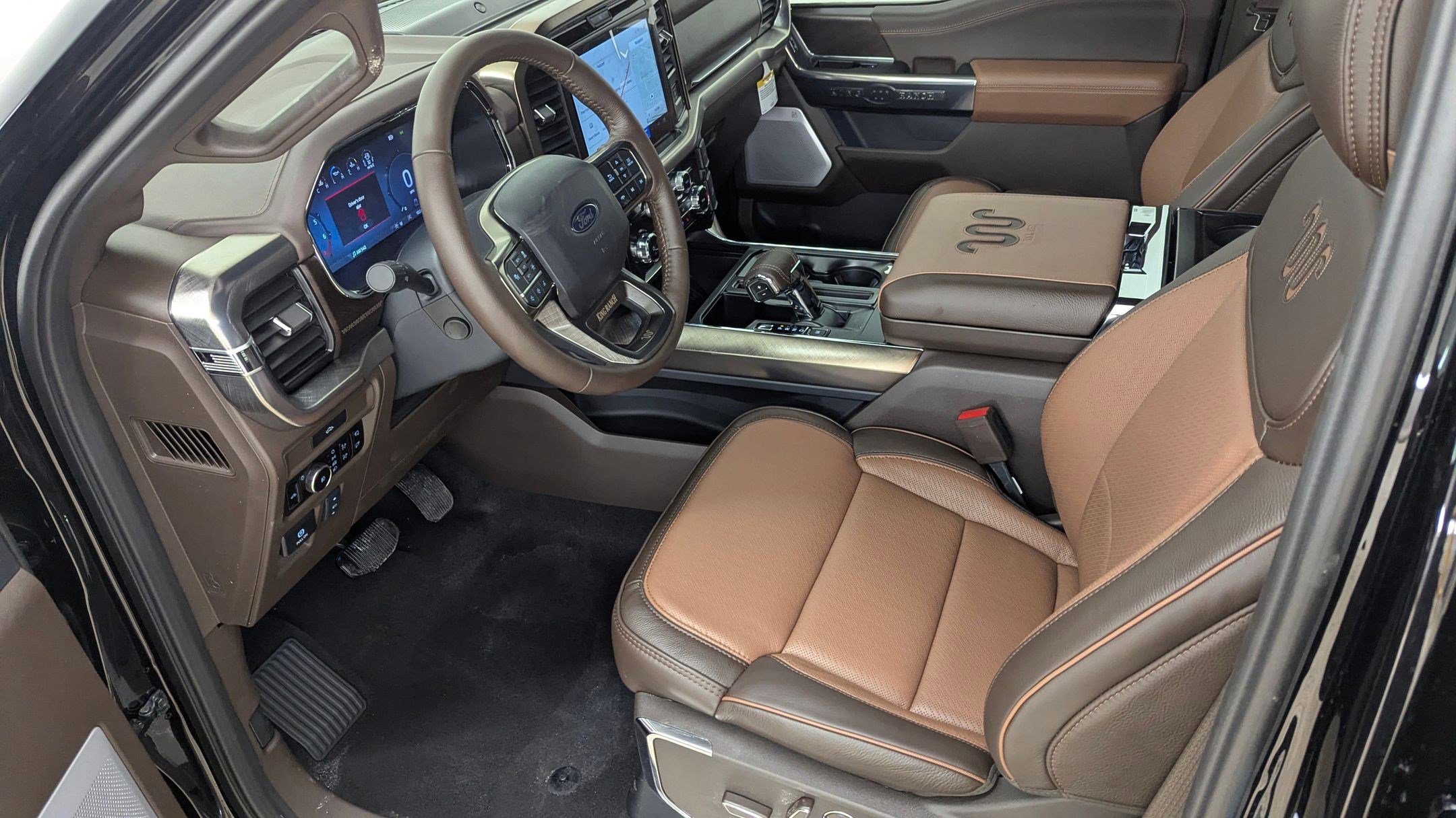 New 2026 Ford F150 King Ranch w/ Equipment Group 601A High image 4