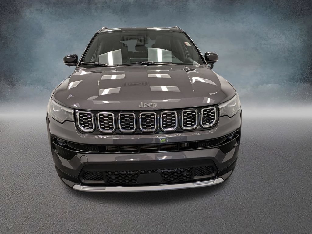Used 2024 Jeep Compass Limited w/ Elite Group AWD/4WD image 2