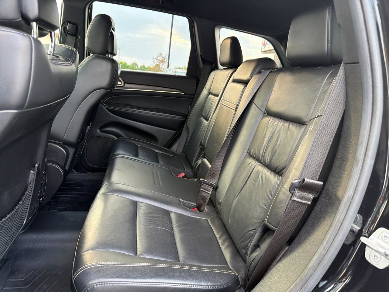 Used 2014 Jeep Grand Cherokee Limited AWD/4WD image 21