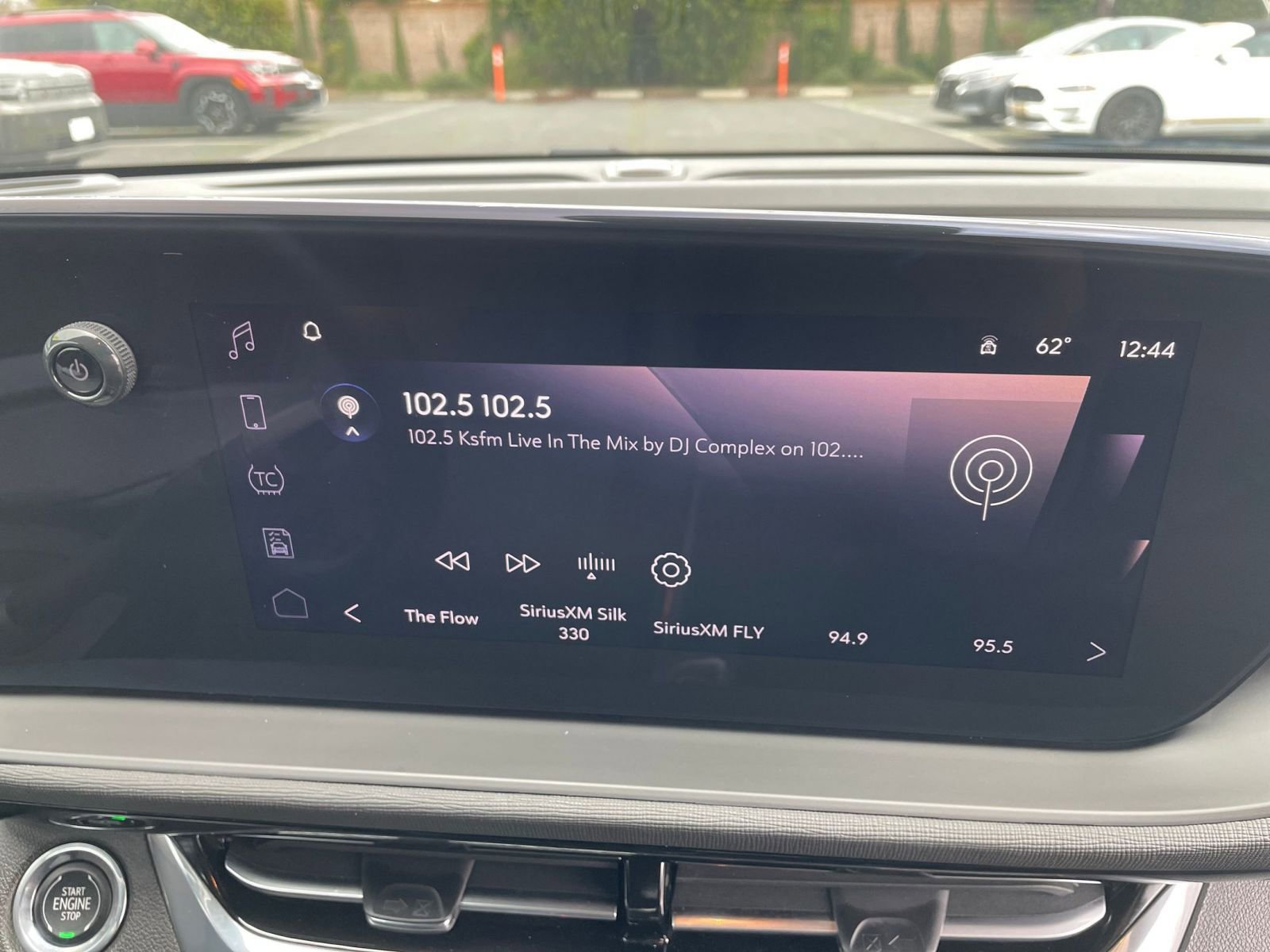 Used 2025 Buick Envista Sport Touring image 21