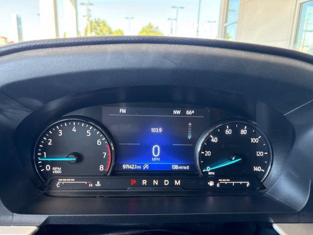 Used 2020 Ford Explorer XLT w/ Equipment Group 202A AWD/4WD image 11