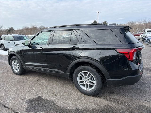 New 2026 Ford Explorer Active image 5