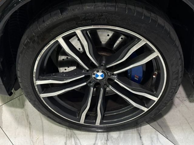 Used 2017 BMW X5 M image 30