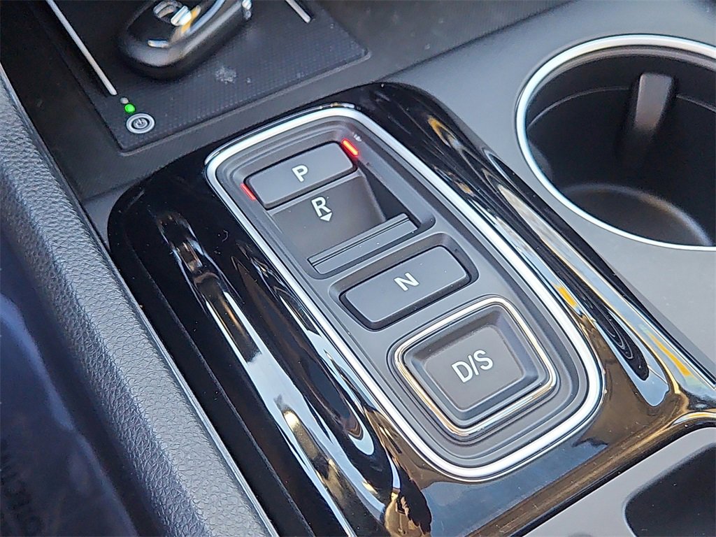 Certified 2025 Honda Pilot Touring image 29