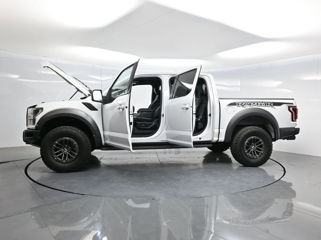 Used 2020 Ford F150 Raptor w/ Equipment Group 802A Luxury image 39