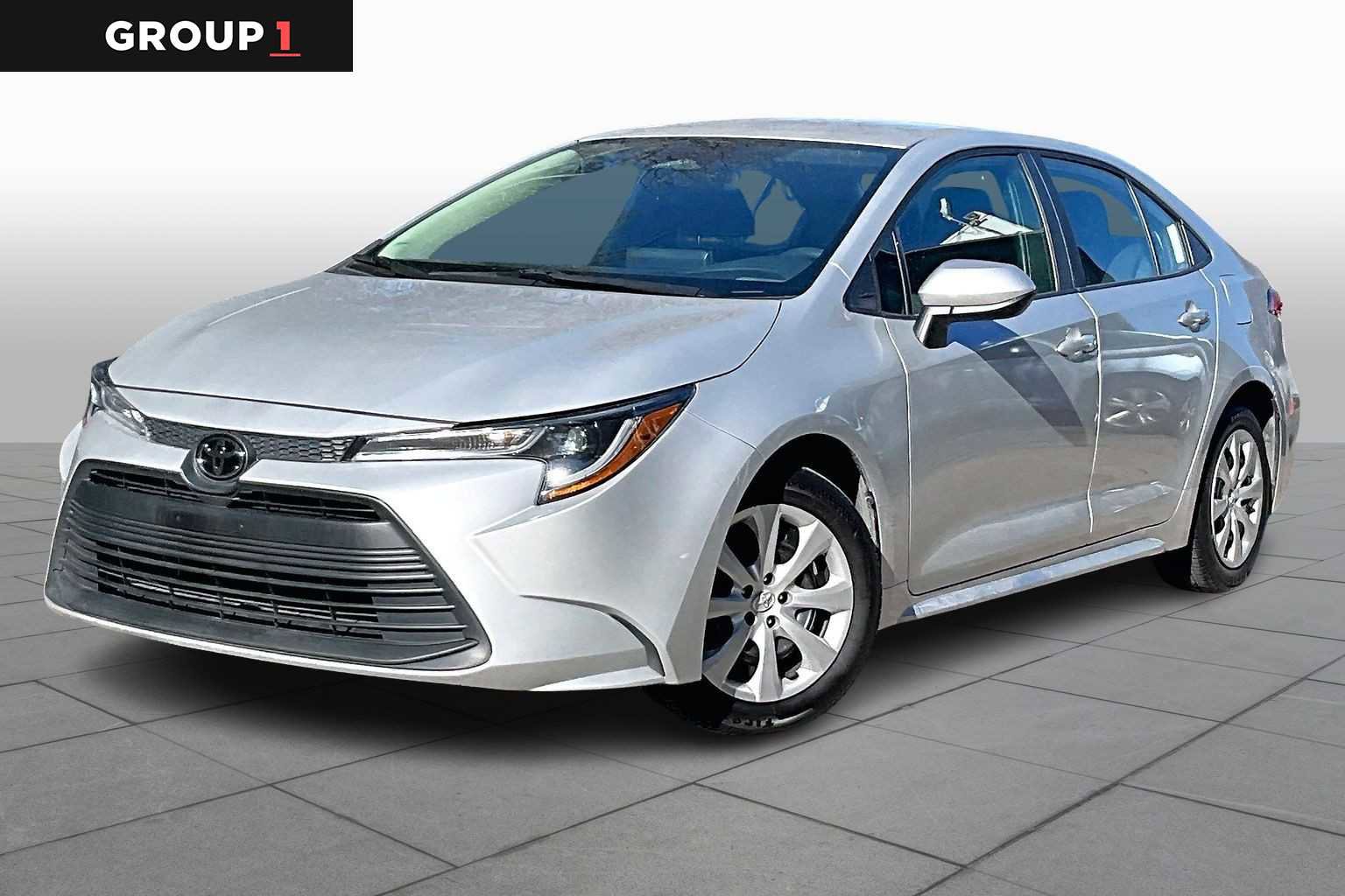 Used 2024 Toyota Corolla LE image 1