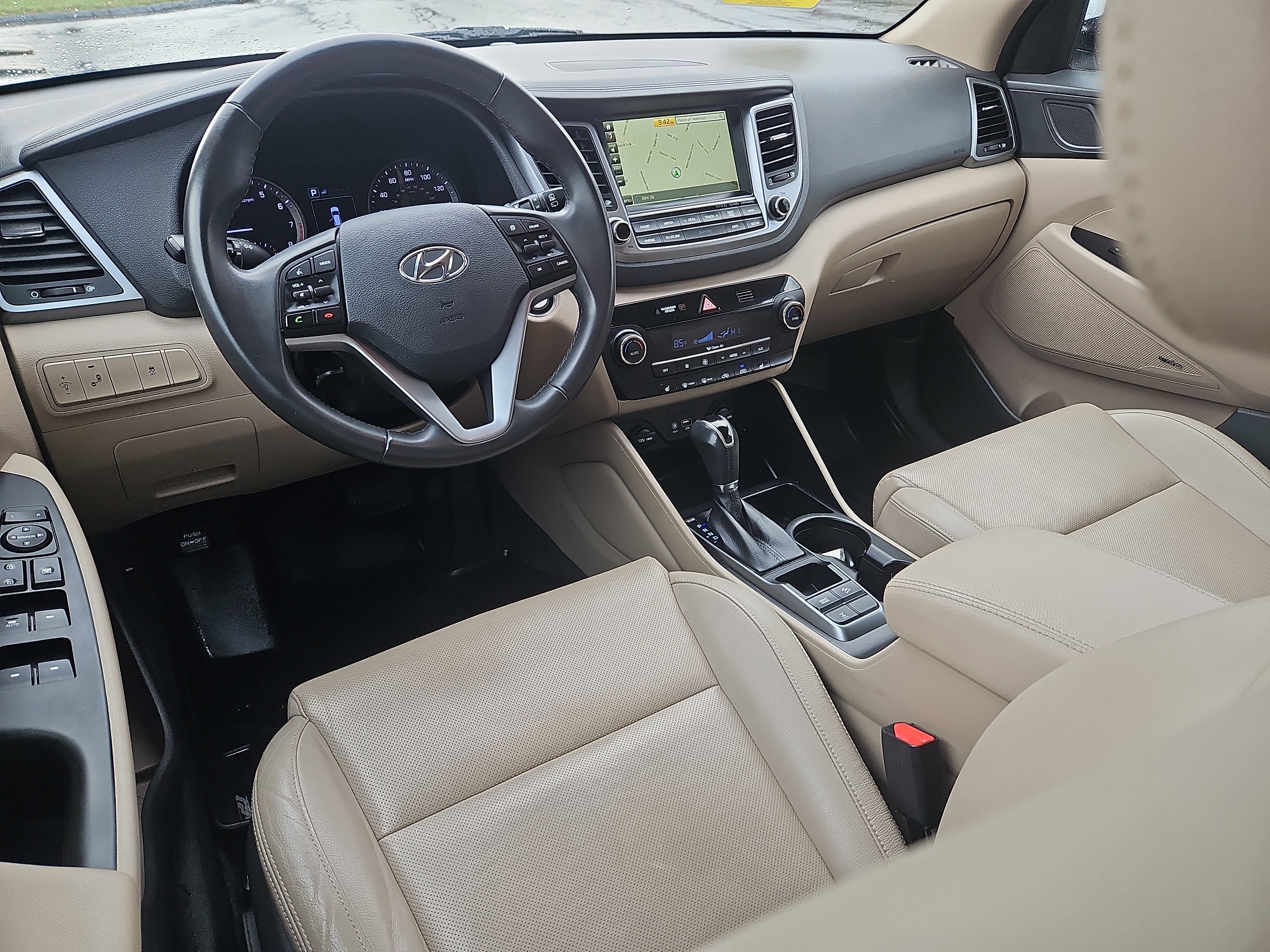 Used 2017 Hyundai Tucson SE Plus image 3