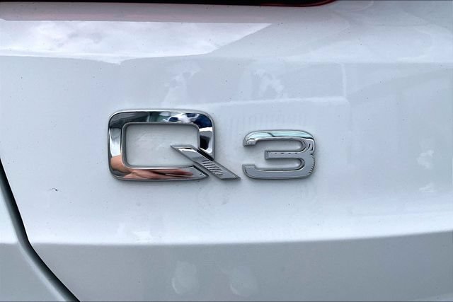 Certified 2024 Audi Q3 2.0T Premium AWD/4WD image 24
