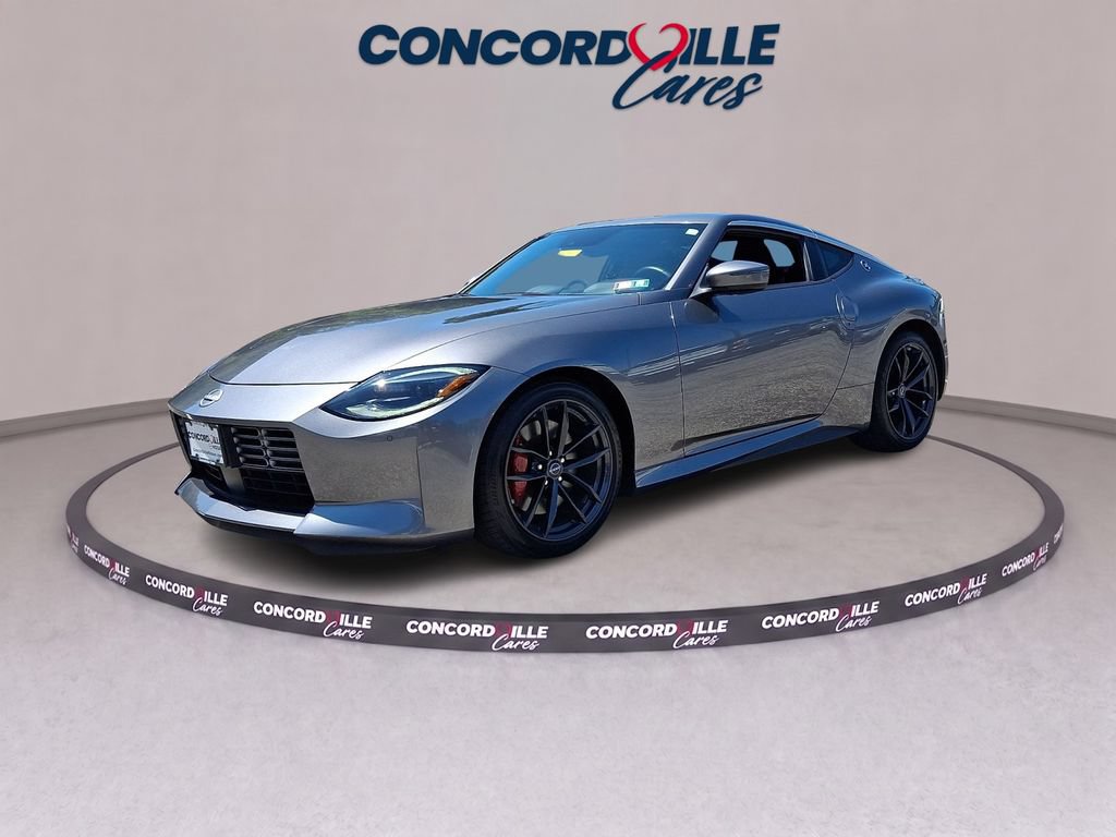 Certified 2025 Nissan Z Performance w/ Floor Mat Package RWD image 4