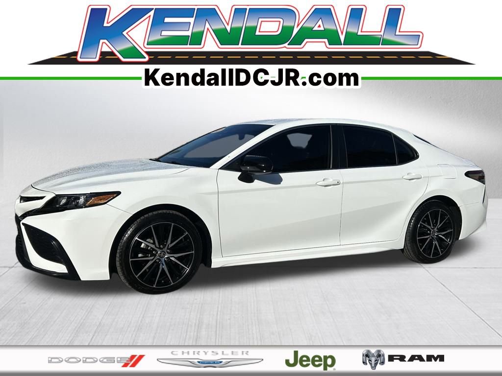 Used 2021 Toyota Camry SE