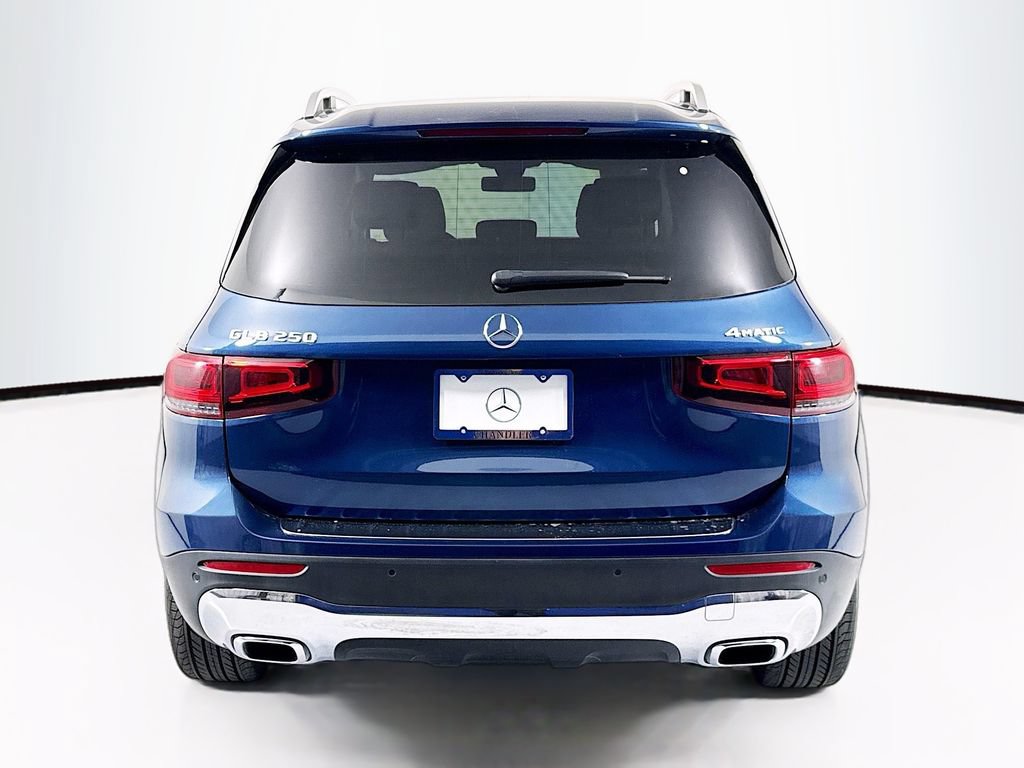 Certified 2022 Mercedes-Benz GLB 250 4MATIC image 6