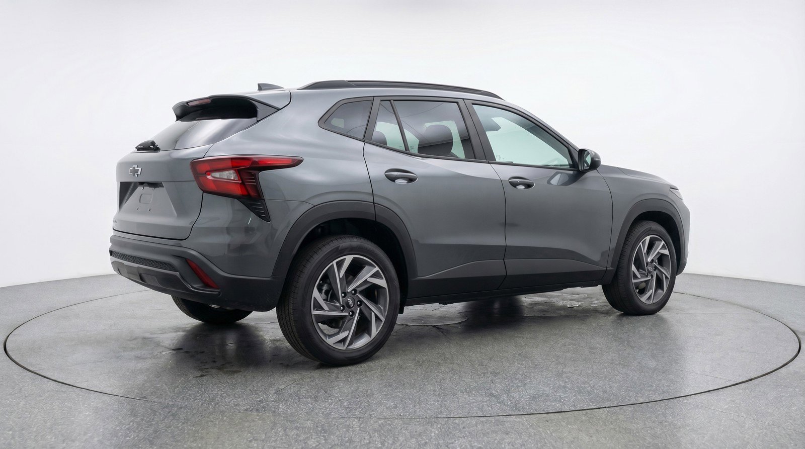 Used 2025 Chevrolet Trax LT image 9