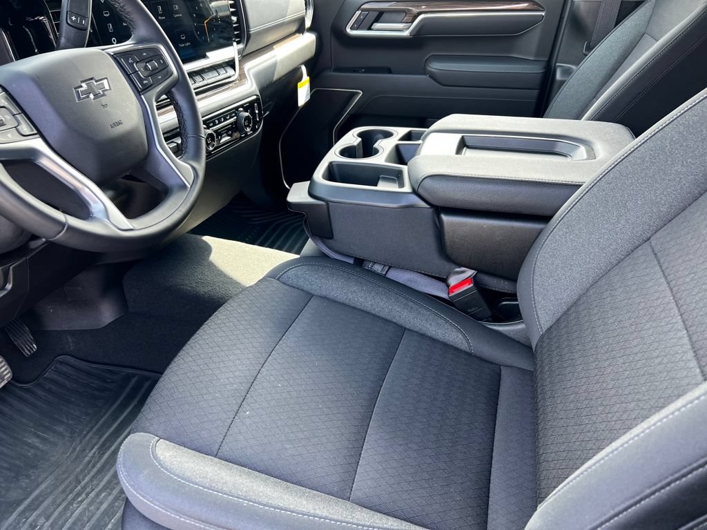 Used 2026 Chevrolet Silverado 1500 RST AWD/4WD image 8