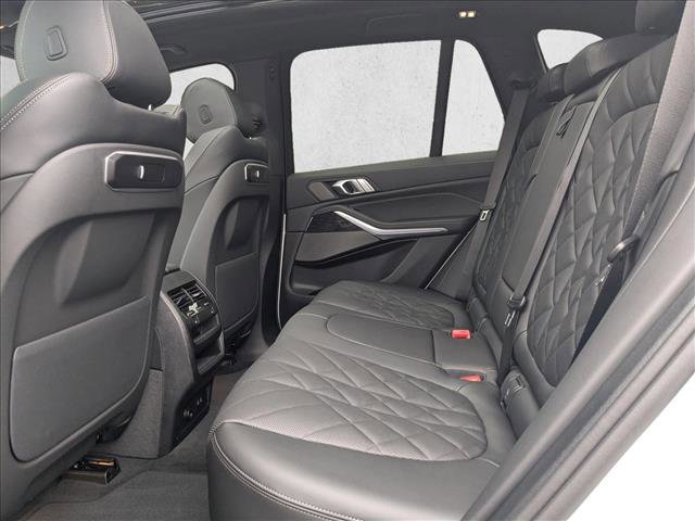 New 2026 BMW X5 xDrive50e w/ M Sport Package image 17