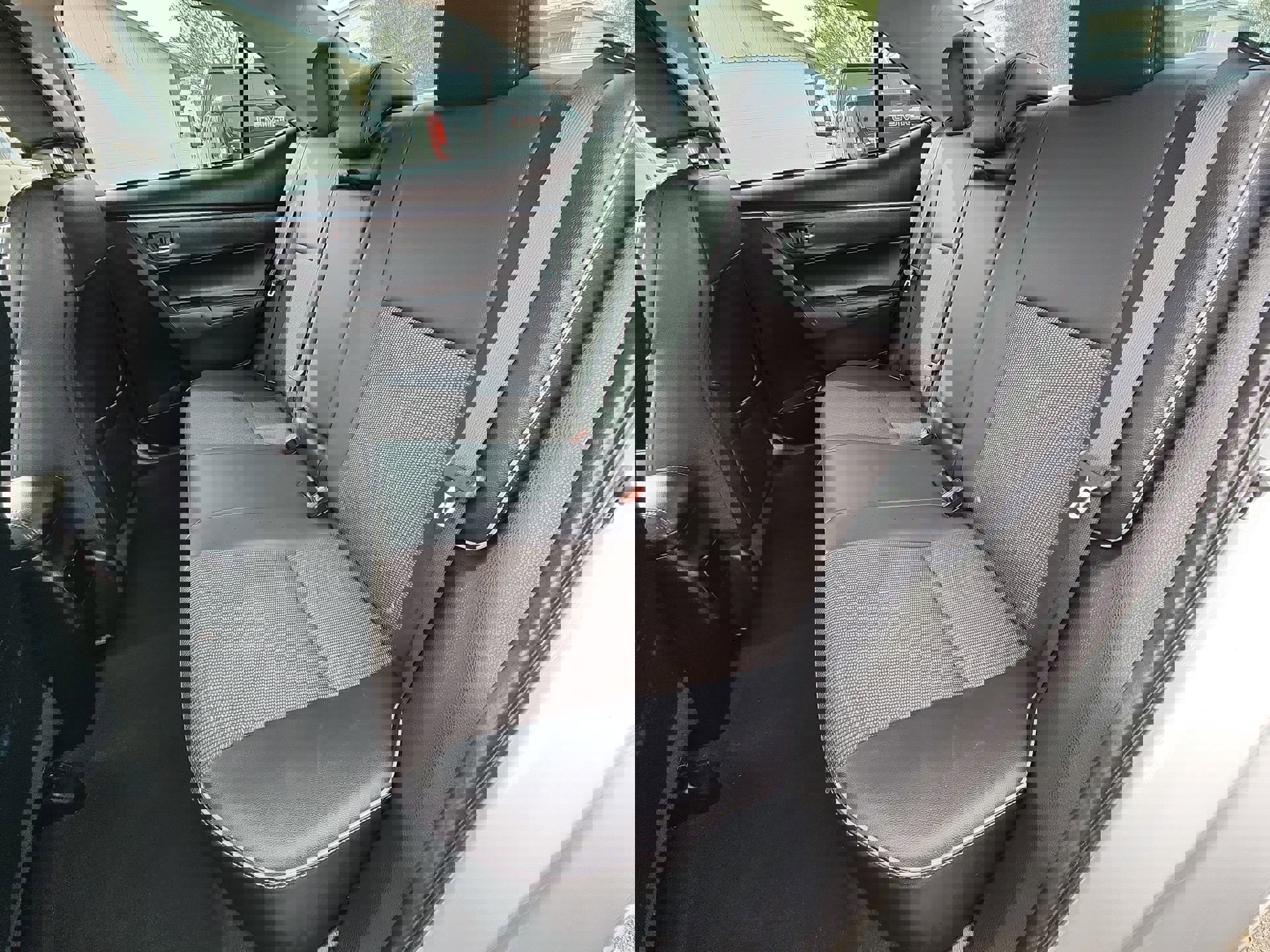 Used 2016 Toyota Corolla S image 24