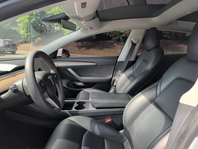 Used 2021 Tesla Model 3 Standard Range Plus RWD image 14