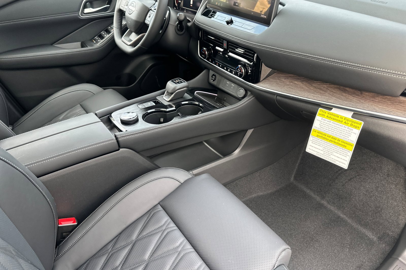 New 2026 Nissan Rogue Platinum w/ Platinum Premium Package image 13