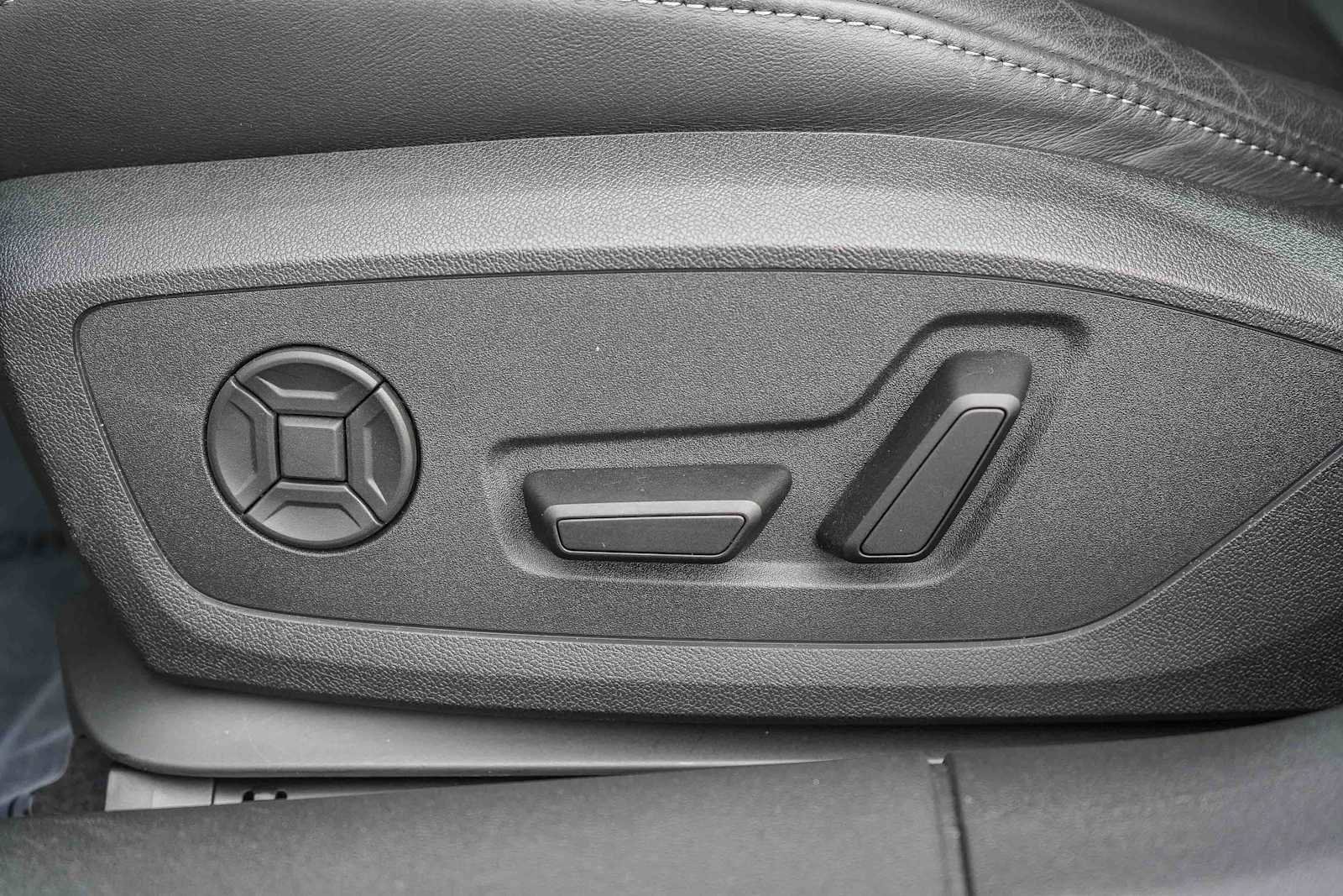 Used 2025 Audi A5 2.0T Premium Plus w/ Premium Plus image 19