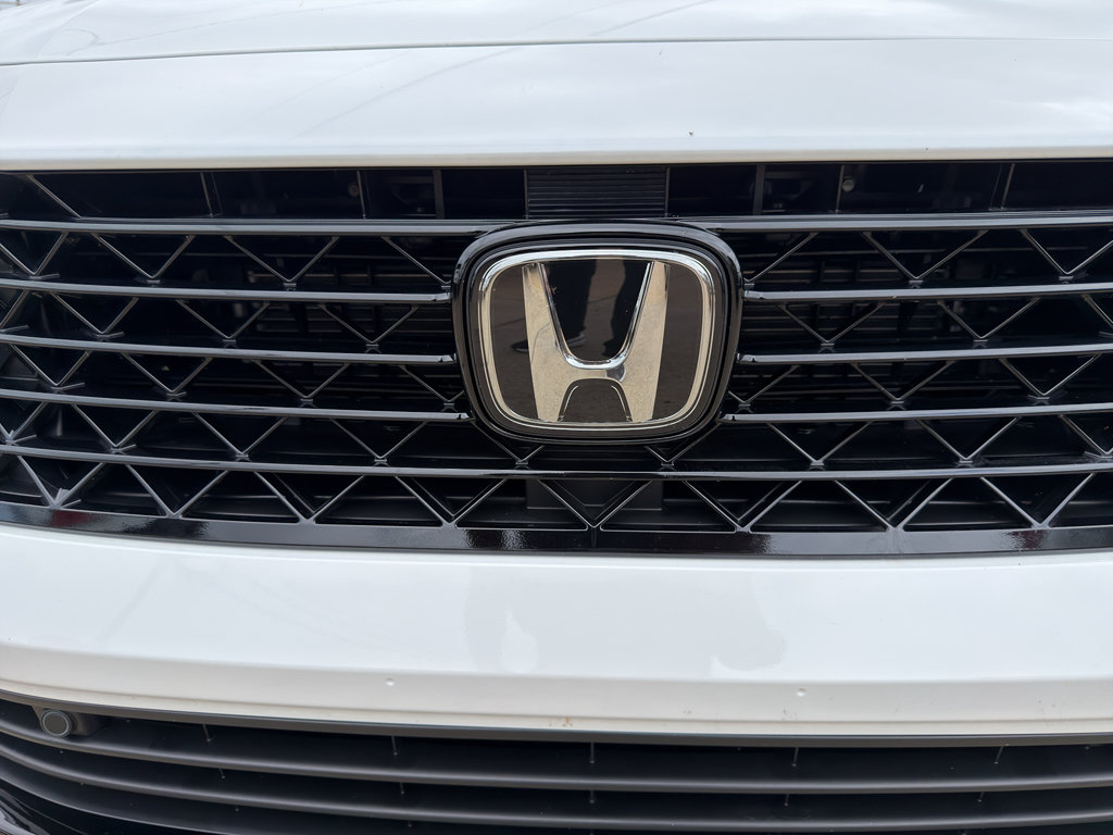 Used 2025 Honda Accord EX-L image 19