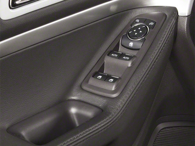 Used 2013 Ford Explorer XLT FWD image 17