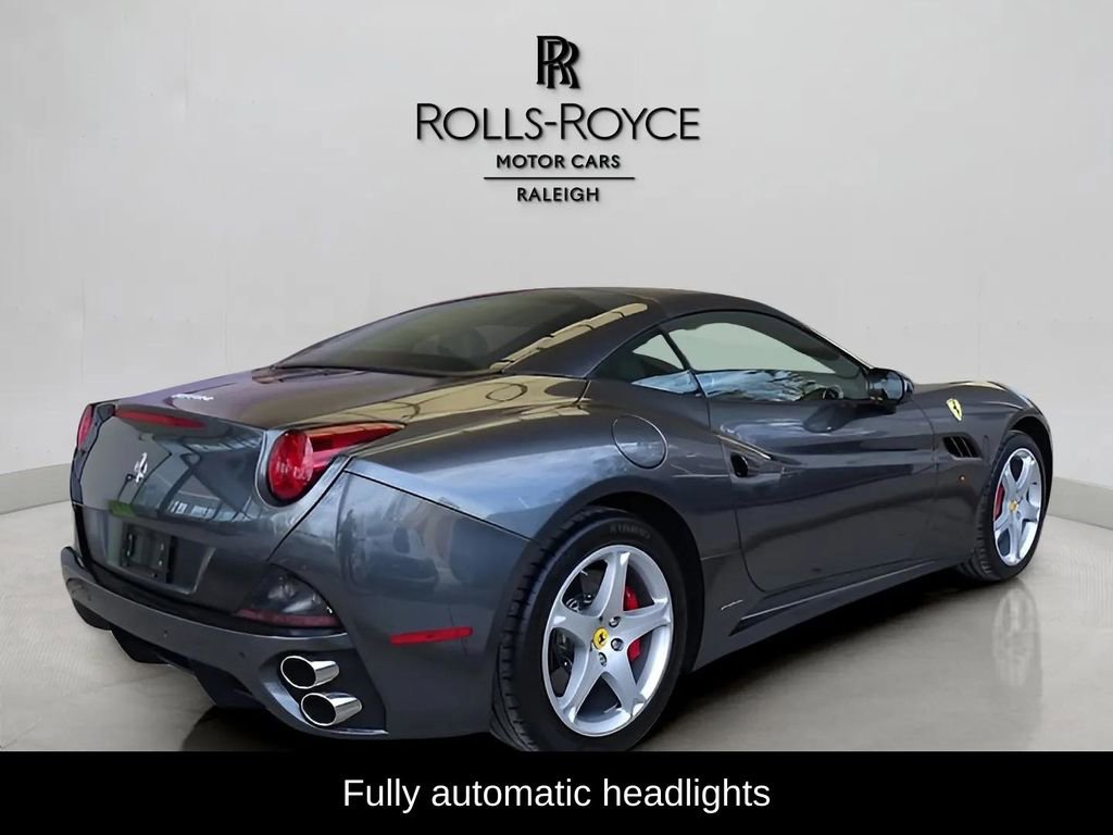 Used 2011 Ferrari California image 6