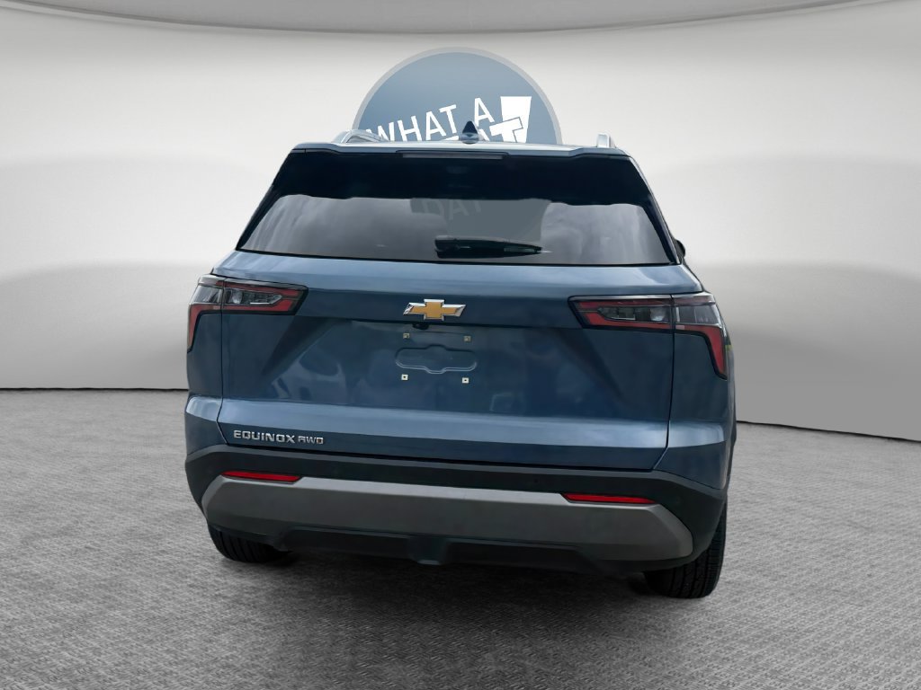 Used 2025 Chevrolet Equinox LT w/ Convenience Package II AWD/4WD image 5