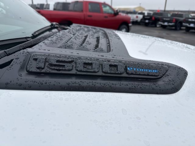 New 2026 RAM 1500 Laramie w/ Night Edition AWD/4WD image 9