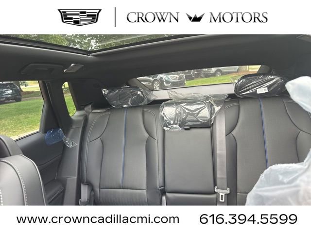 New 2026 Cadillac Lyriq V w/ LPO, Floor Liner Package AWD/4WD image 34