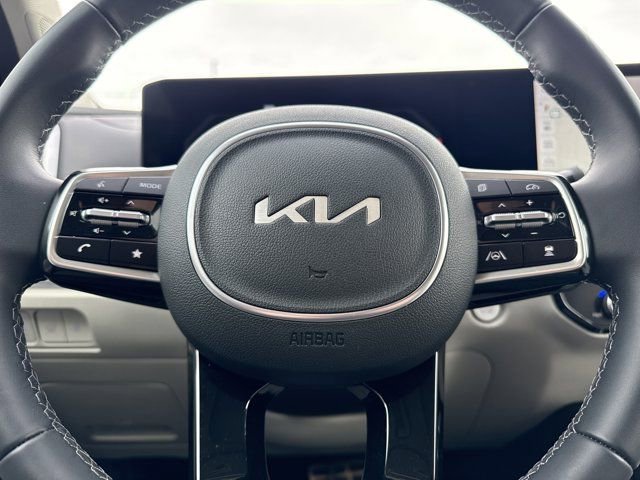 Used 2025 Kia Sorento SX image 24