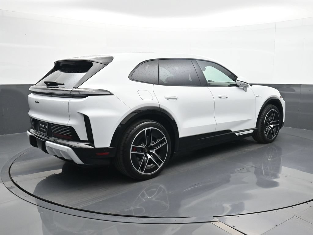 New 2026 Porsche Cayenne Turbo AWD/4WD image 23