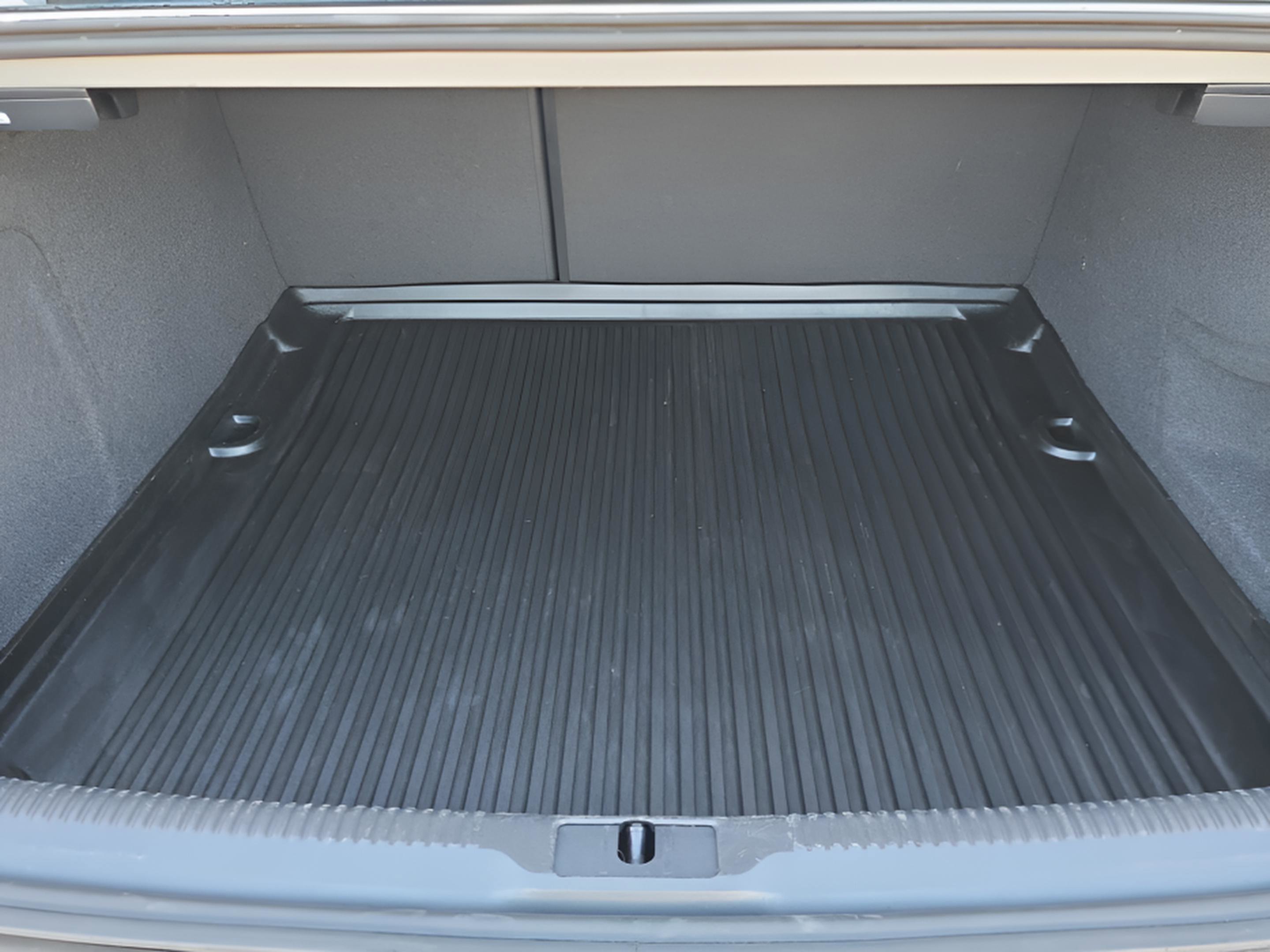 Used 2010 Audi A5 2.0T Premium Plus image 8