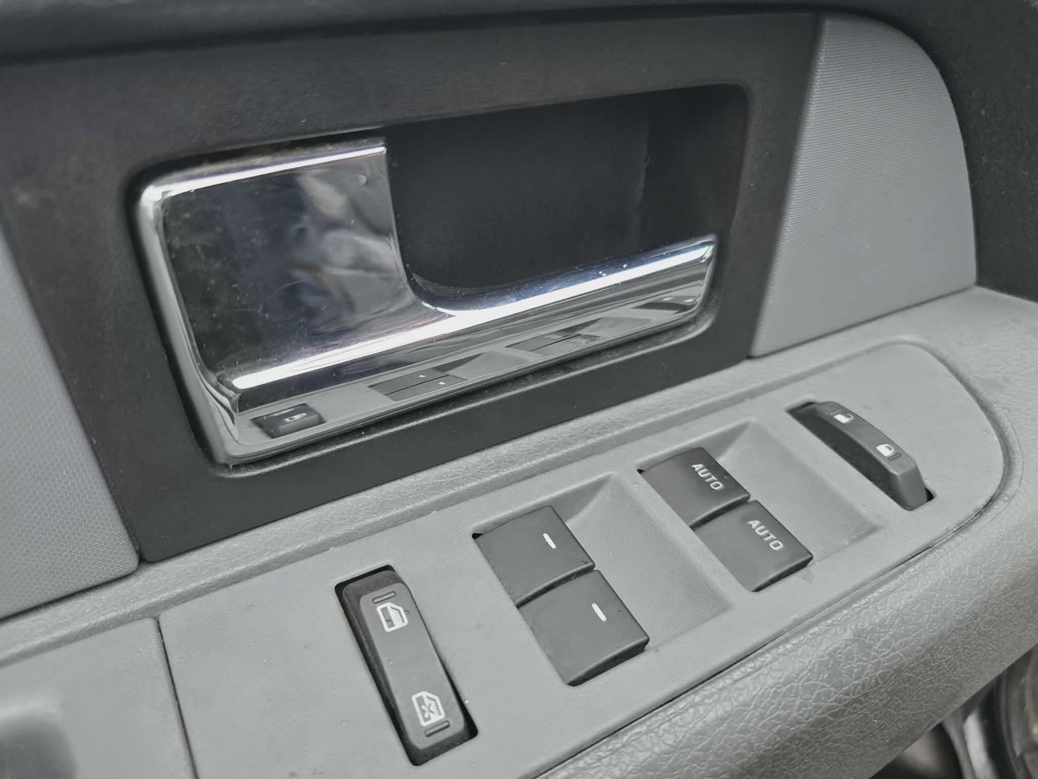 Used 2014 Ford F150 XLT w/ Equipment Group 302A Luxury AWD/4WD image 14