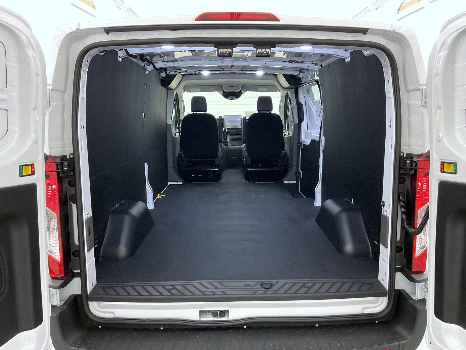 New 2026 Ford Transit 250 Low Roof w/ Load Area Protection Package RWD image 19
