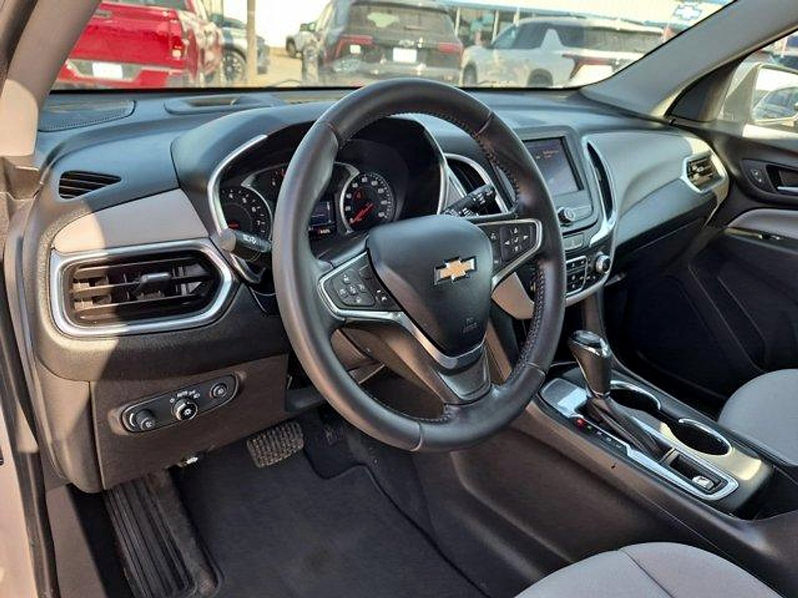 Used 2021 Chevrolet Equinox LT FWD image 10