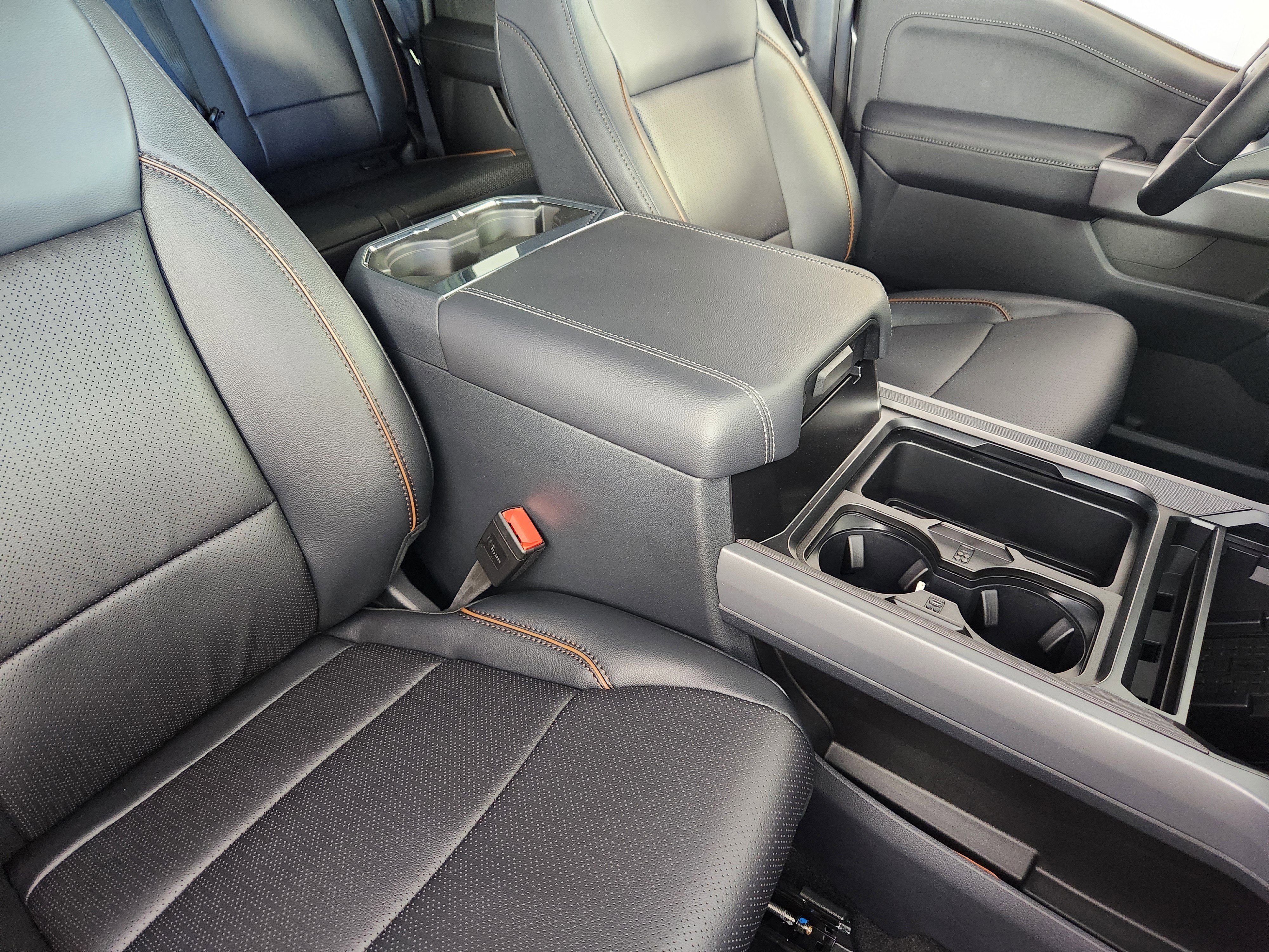 New 2026 Ford F350 Lariat image 9
