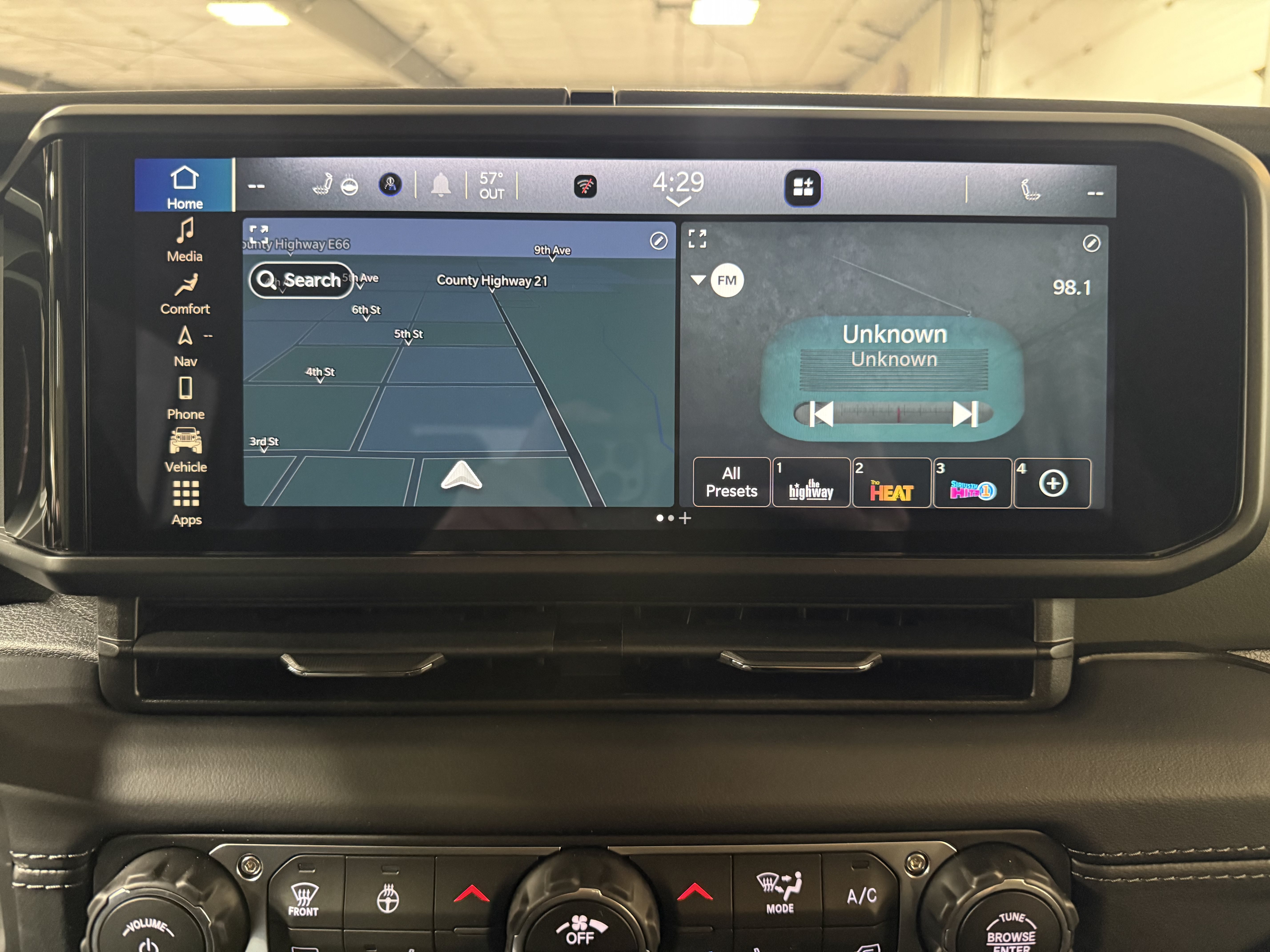 New 2026 Jeep Gladiator Mojave AWD/4WD image 27