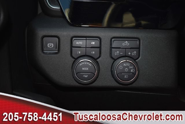 Used 2025 Chevrolet Silverado 1500 RST AWD/4WD image 39